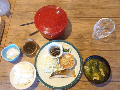 ブログの内容と関係ないですがｗ、大阪のお宿、葆光荘の朝食です^^